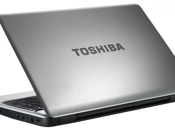 Toshiba Satellite L500 - 1. kép