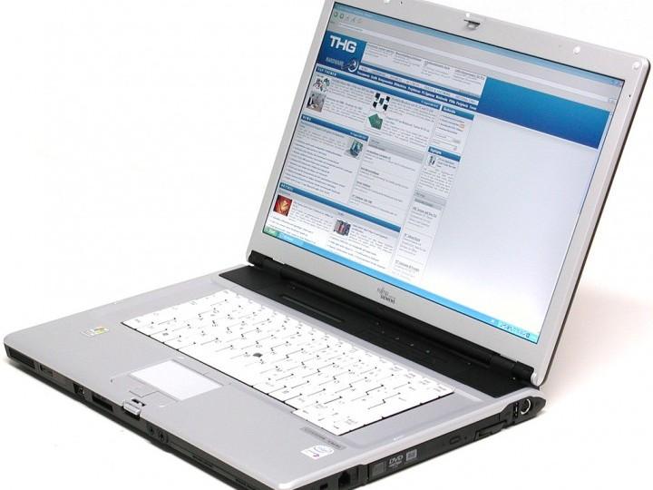 Fujitsu LifeBook E8210 - 3. kép