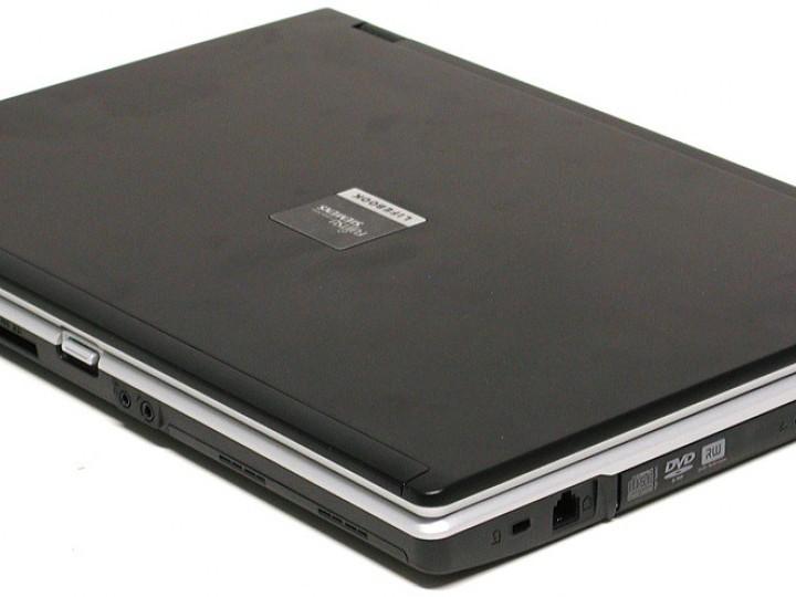 Fujitsu LifeBook E8210 - 2. kép