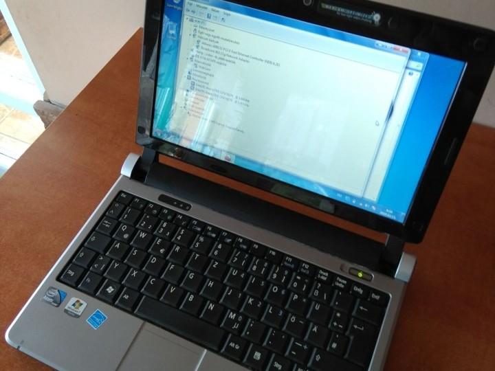 Acer eM250 netbook - 1. kép