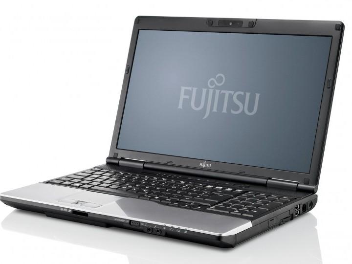 Fujitsu LifeBook E782 - 1. kép