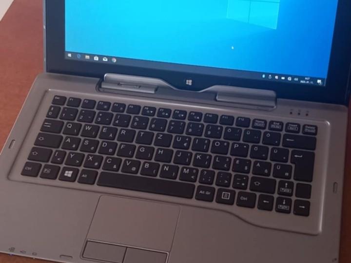 Fujitsu Stylistic Q702 - 1. kép