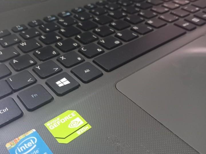 Acer Aspire E15 E5-573G - 2. kép