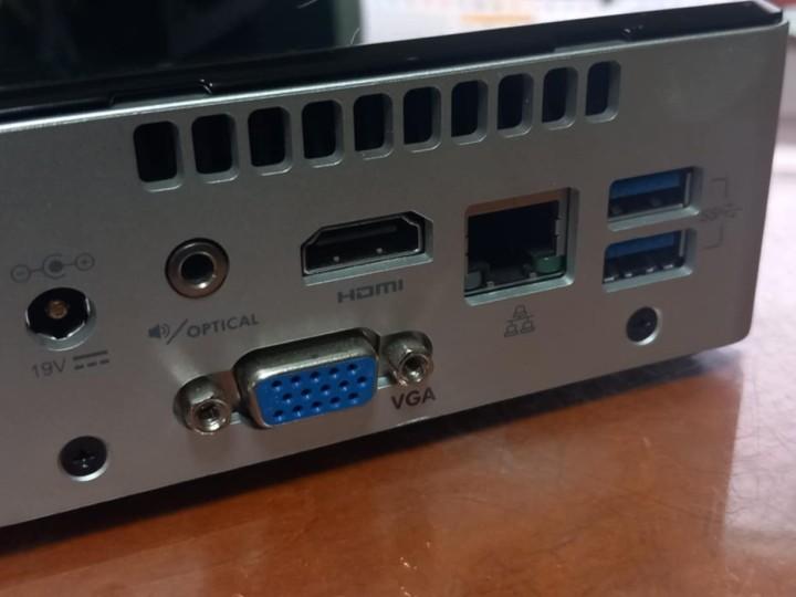 Intel NUC 5CPYH mini PC - 2. kép